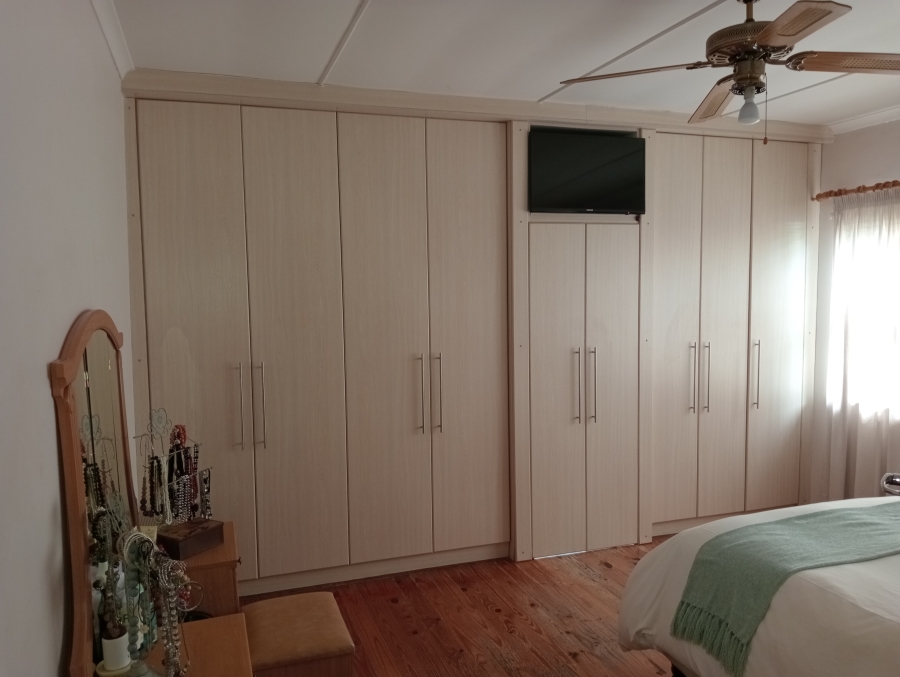 3 Bedroom Property for Sale in Campher Park Eastern Cape